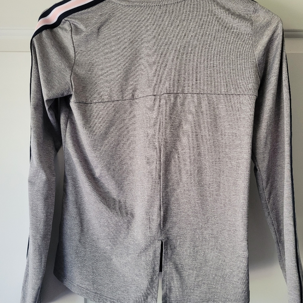 Juniors athletic works long sleeve shirt